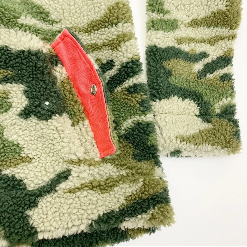 J. Crew Vintage Sherpa Fleece Pullover Jacket Camo Camouflage Olive Army Green